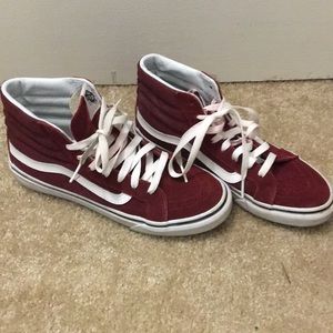 barely worn maroon vans